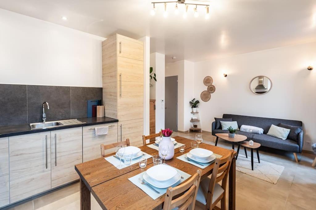 Belle Etoile Et Son Garage Prive Apartment Albertville Bagian luar foto